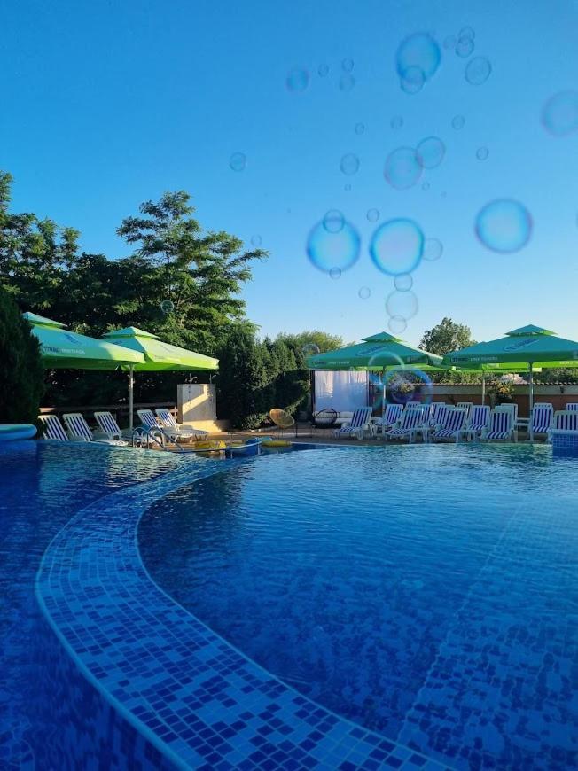Семеен хотел Golden Place Созопол Екстериор снимка