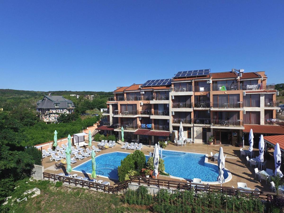 Семеен хотел Golden Place Созопол Екстериор снимка